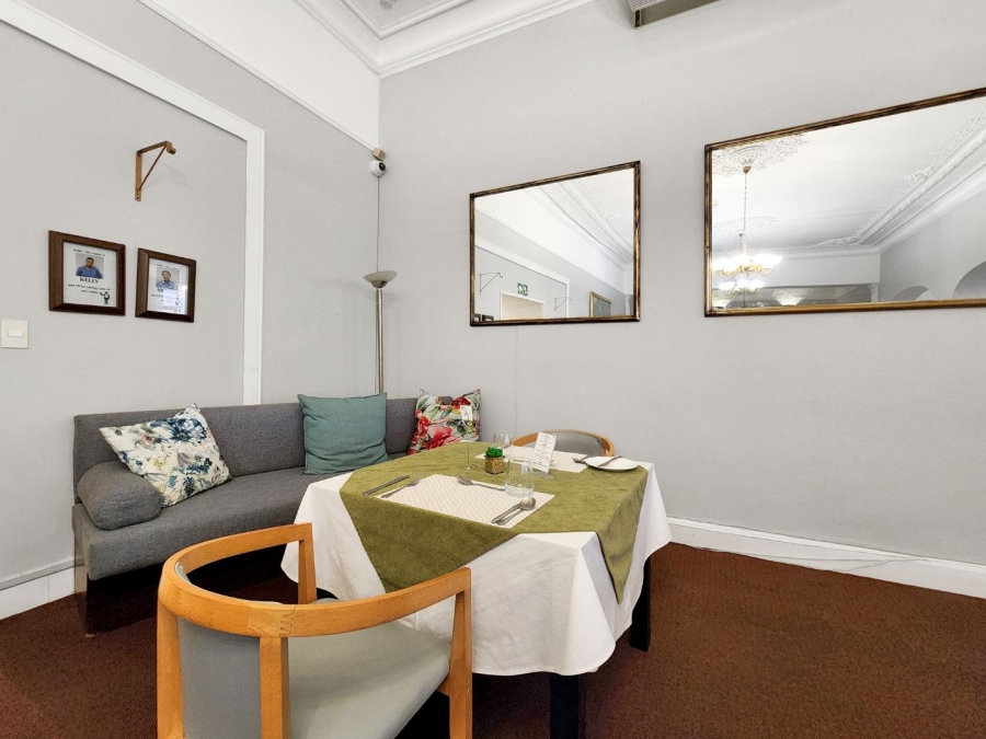 0 Bedroom Property for Sale in Sea Point Western Cape